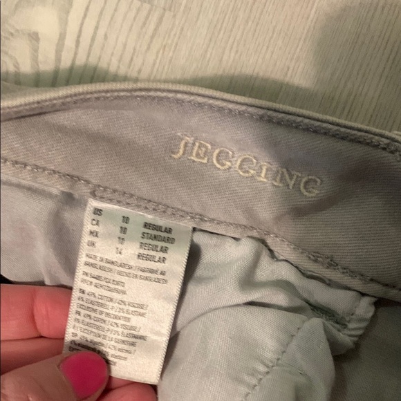 American Eagle Outfitters Gray Leggings with Stretch Fit - Picture 3 of 5